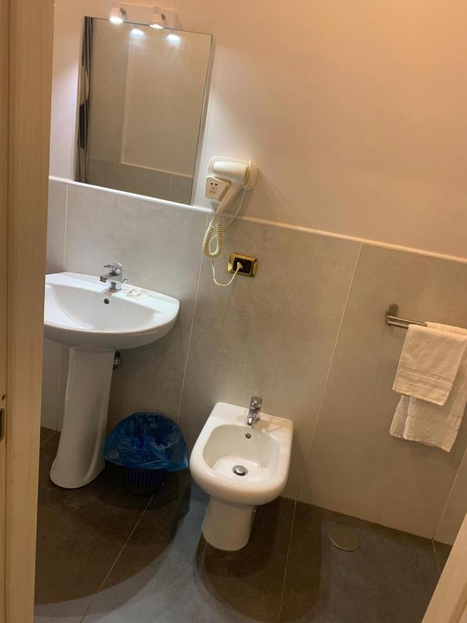 Hotel Poerio Νάπολη Εξωτερικό φωτογραφία