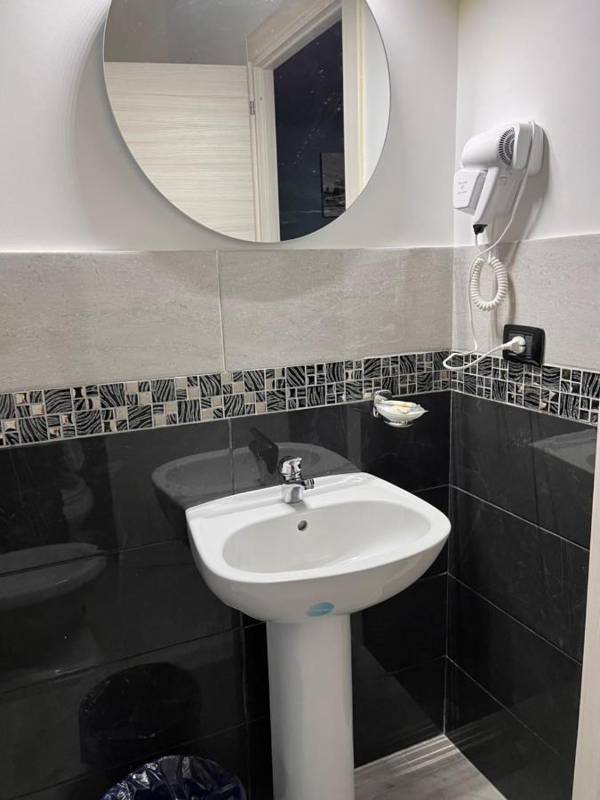 Hotel Poerio Νάπολη Εξωτερικό φωτογραφία